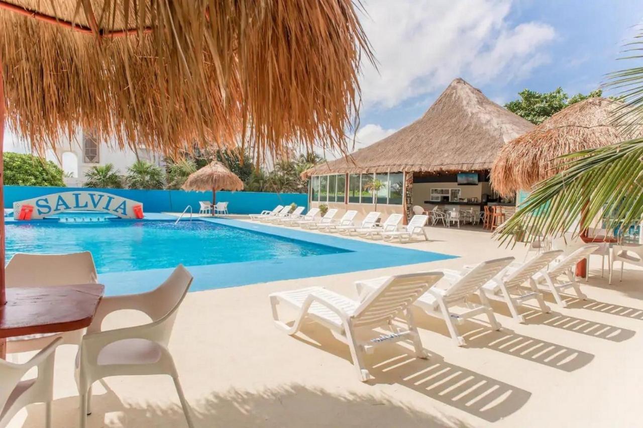 Paradise Beachfront & Nightlife Heart Cancún Extérieur photo