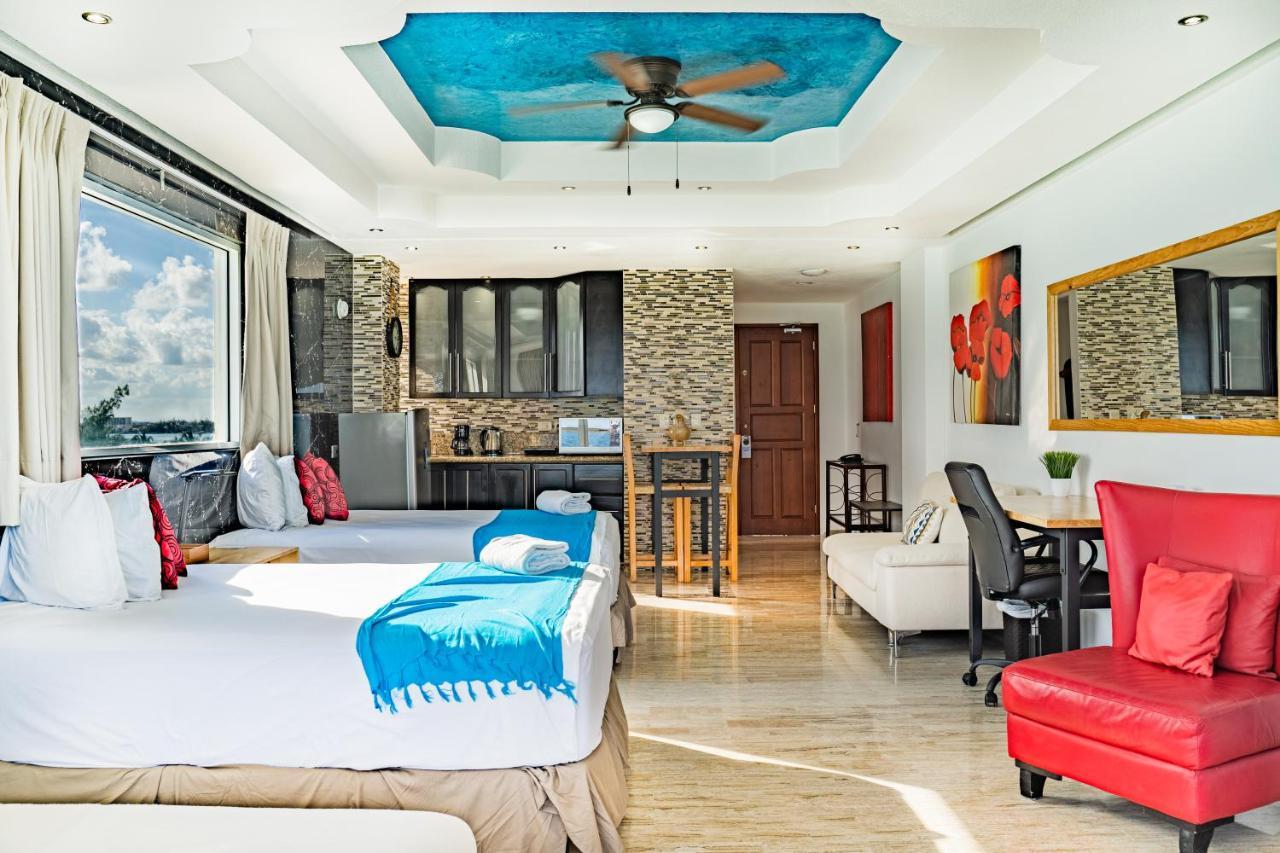 Paradise Beachfront & Nightlife Heart Cancún Extérieur photo