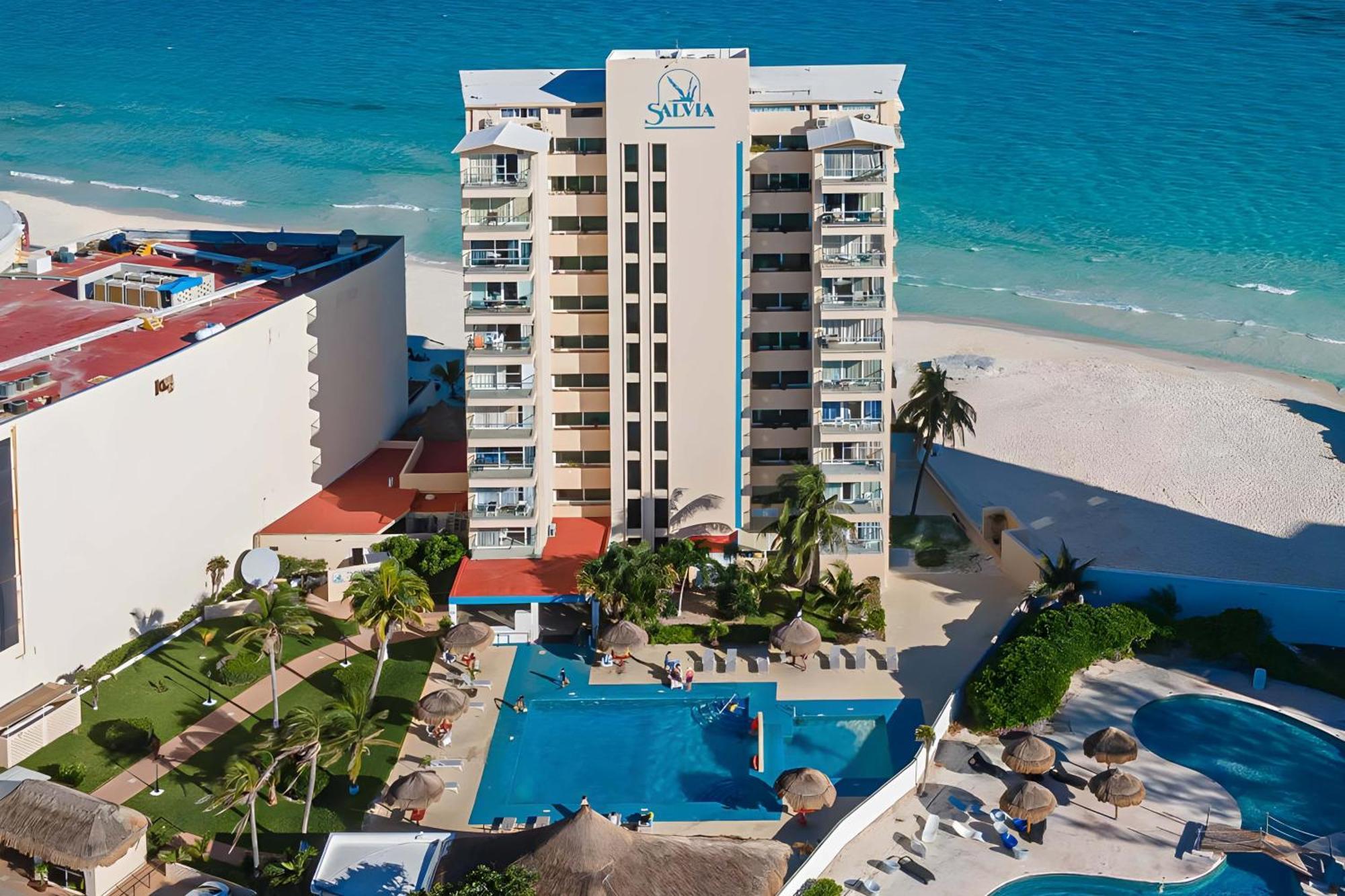Paradise Beachfront & Nightlife Heart Cancún Extérieur photo
