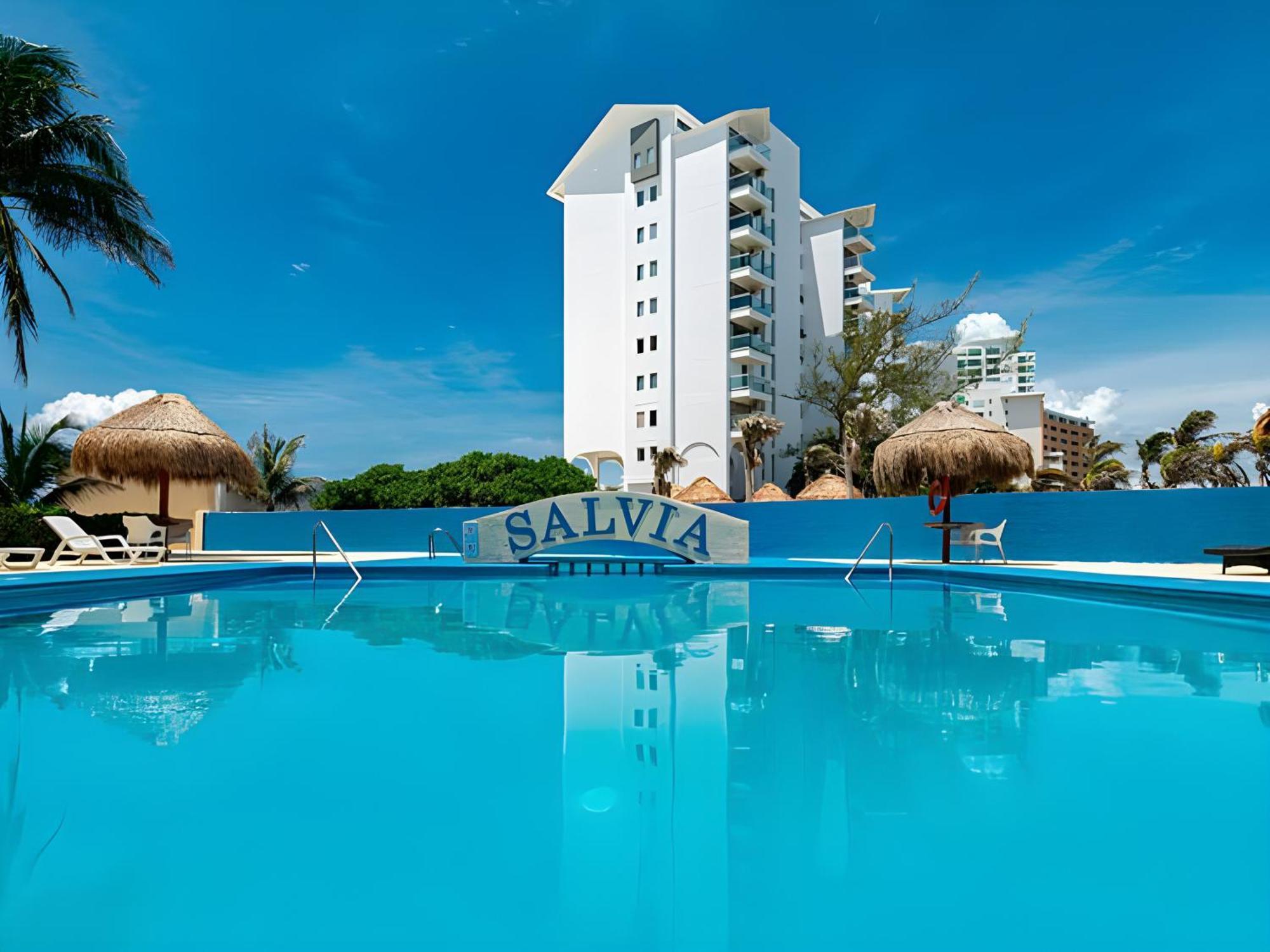 Paradise Beachfront & Nightlife Heart Cancún Extérieur photo