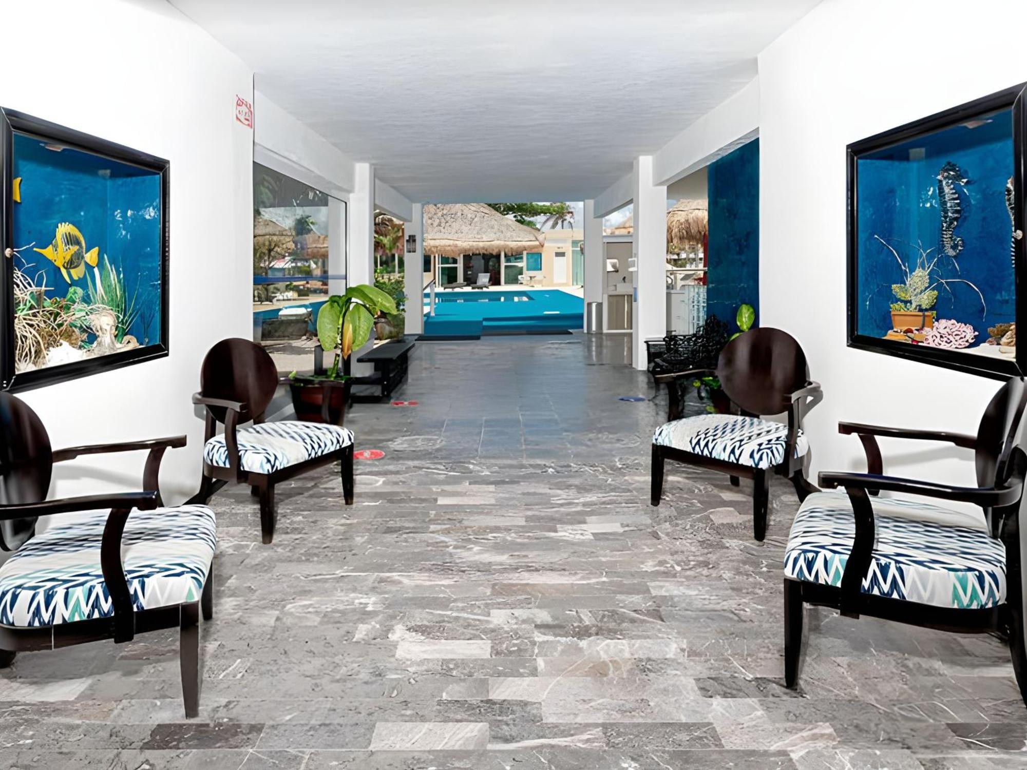 Paradise Beachfront & Nightlife Heart Cancún Extérieur photo